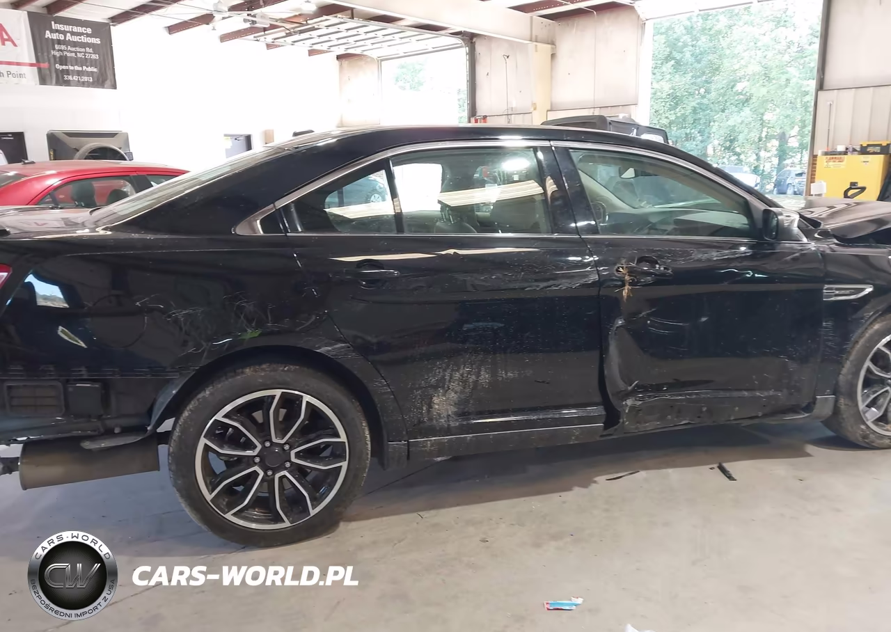 FORD TAURUS LIM VIN:1FAHP2F87HG129756 - 17