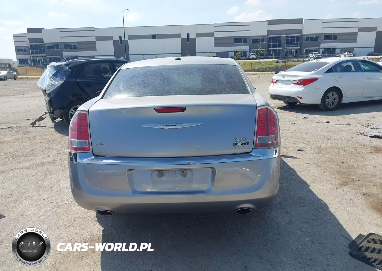 2014 Chrysler 300 VIN:2C3CCARG3EH253153 - 15