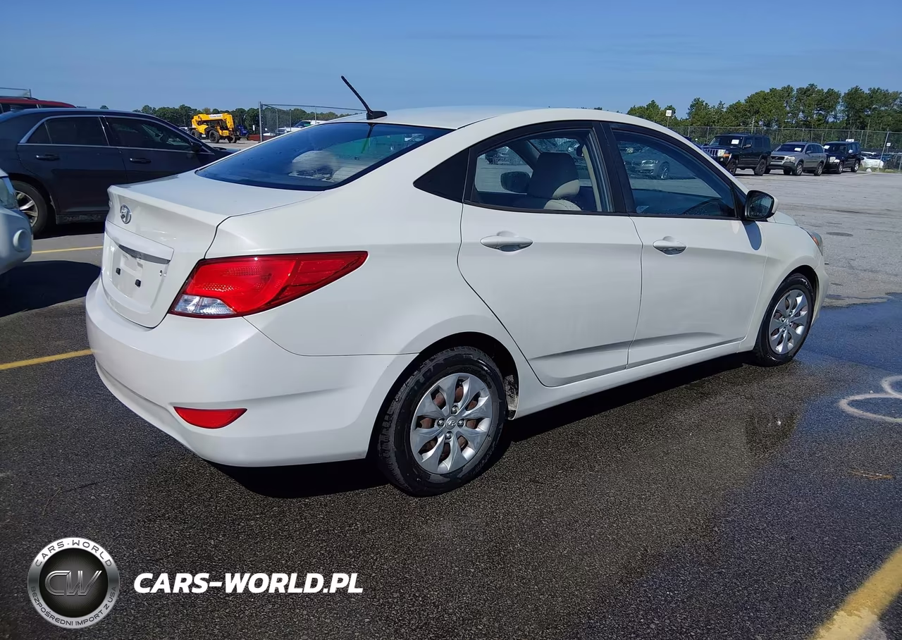 2016 Hyundai Accent Se VIN:KMHCT4AE9GU017979 - 4