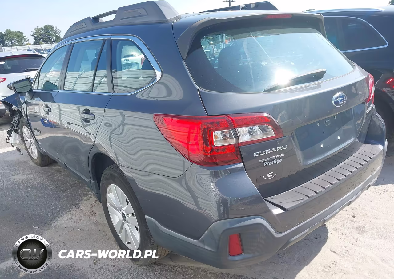 2018 Subaru Outback 2.5I VIN:4S4BSAAC2J3357967 - 3