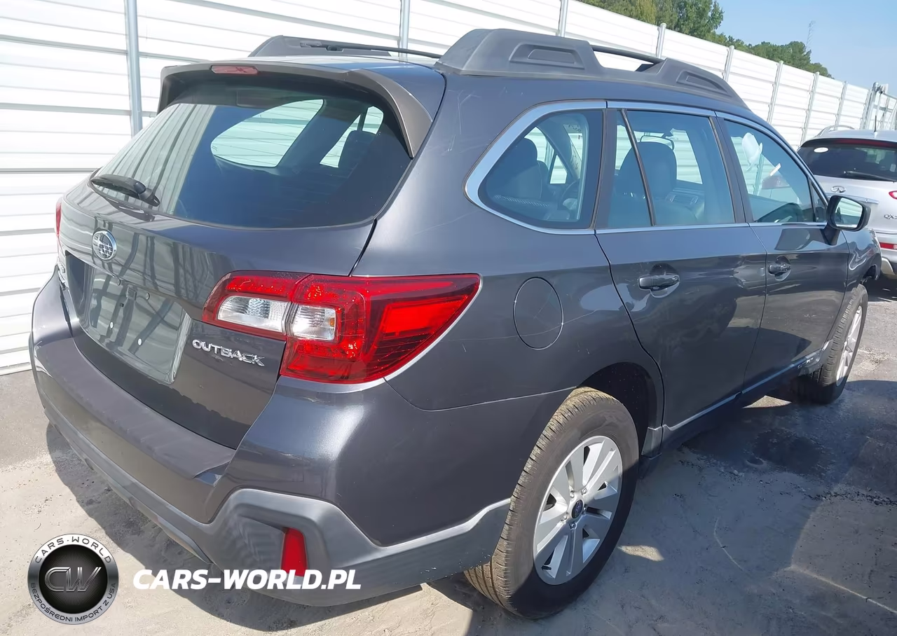 2018 Subaru Outback 2.5I VIN:4S4BSAAC2J3357967 - 4