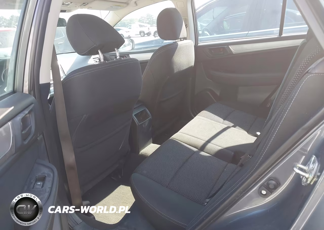 2018 Subaru Outback 2.5I VIN:4S4BSAAC2J3357967 - 8
