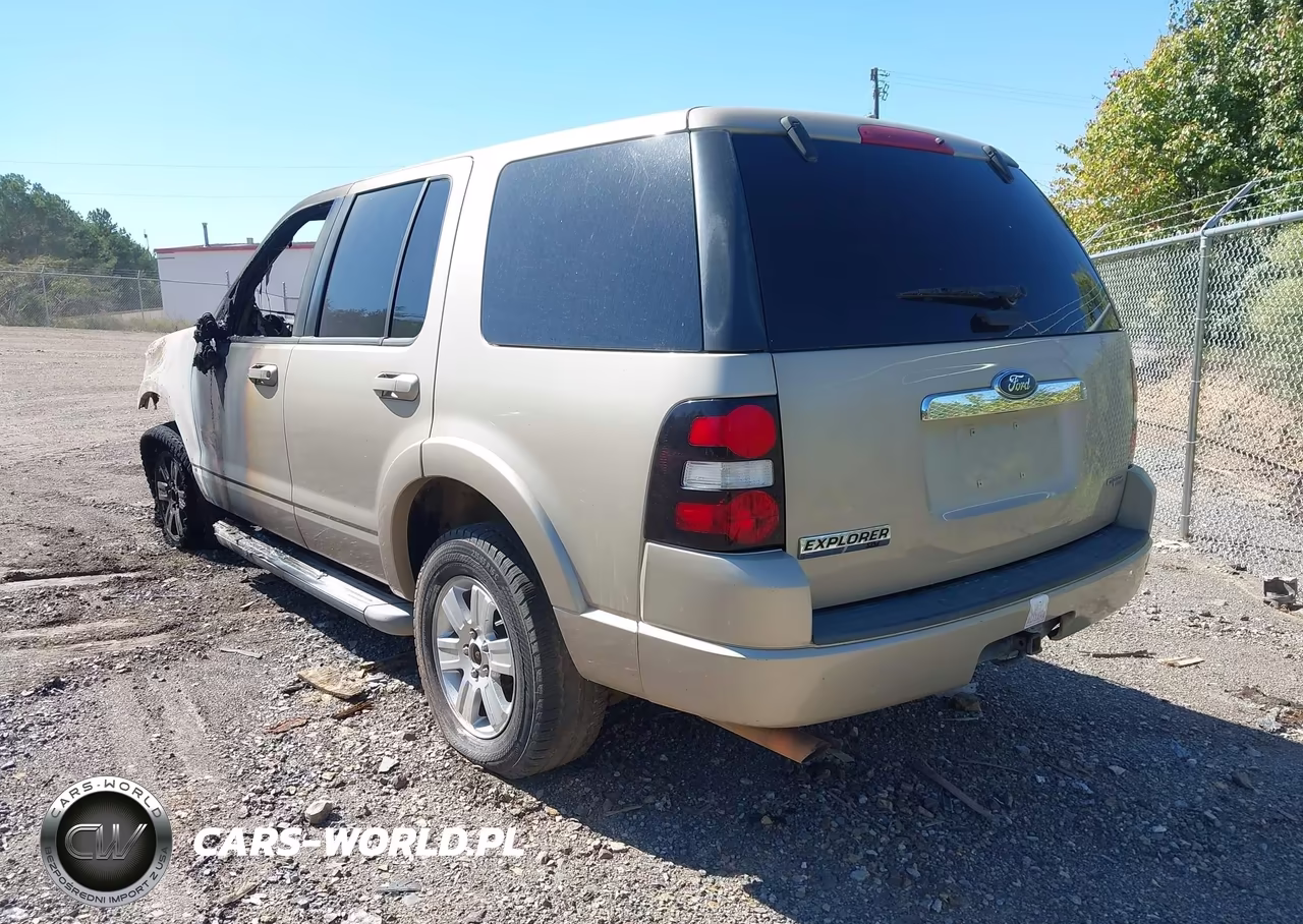 2007 Ford Explorer Xlt VIN:1FMEU63E87UB08935 - 3