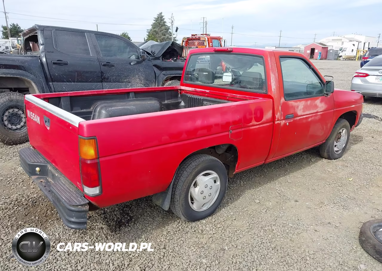 1996 Nissan Truck Xe VIN:1N6SD11S8TC313848 - 4