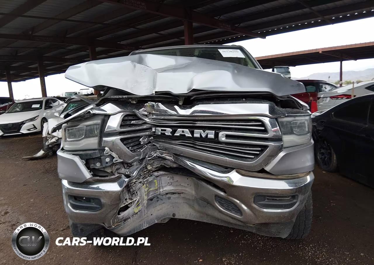2020 Ram 1500 Laramie 4X4 6'4 Box VIN:1C6SRFDT1LN307388 - 11