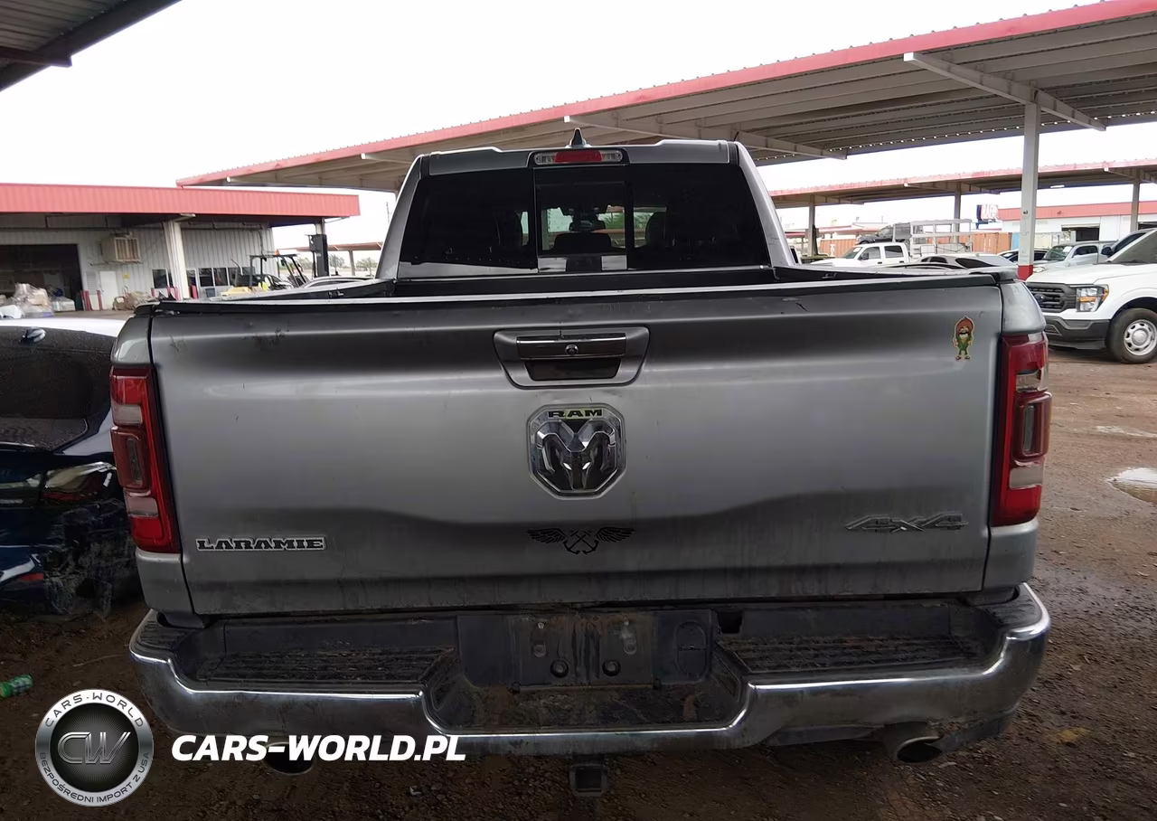2020 Ram 1500 Laramie 4X4 6'4 Box VIN:1C6SRFDT1LN307388 - 15