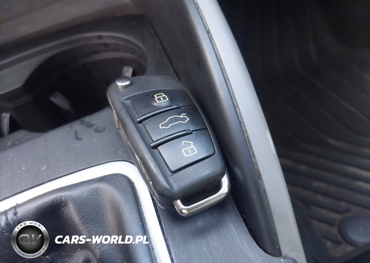 2017 Audi A3 2.0T Premium VIN:WAUJ8GFF9H1045958 - 11