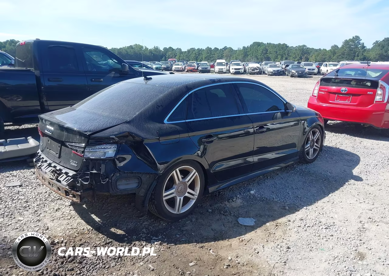 2017 Audi A3 2.0T Premium VIN:WAUJ8GFF9H1045958 - 4