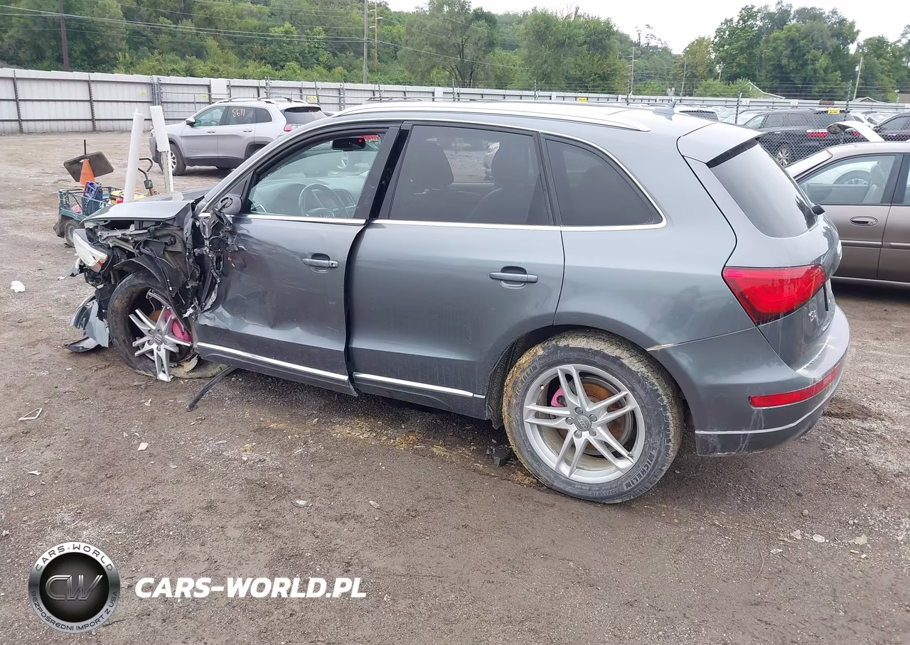 2013 Audi Q5 2.0T Premium VIN:WA1LFAFP2DA050141 - 3