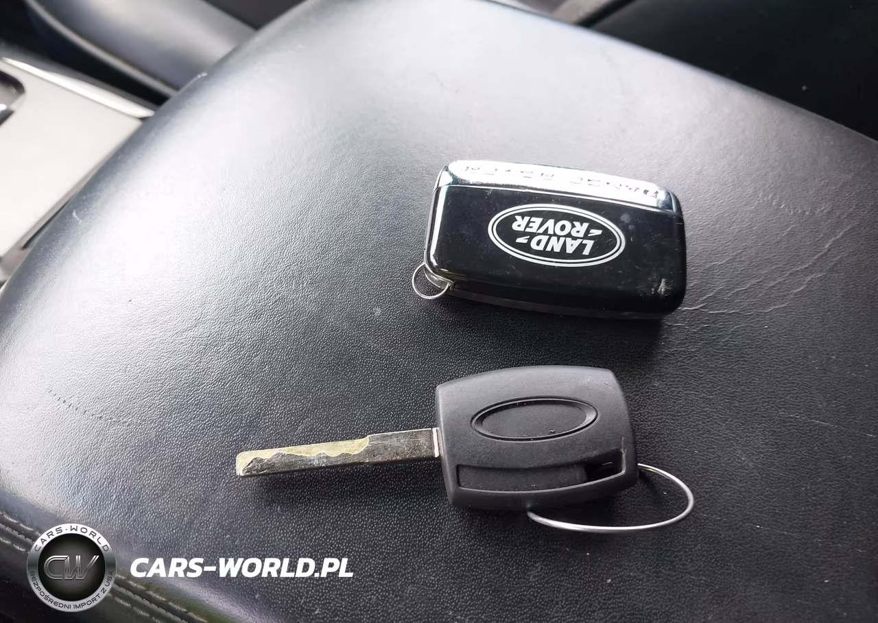 2012 Land Rover Range Rover Supercharged VIN:SALMF1E40CA364637 - 11