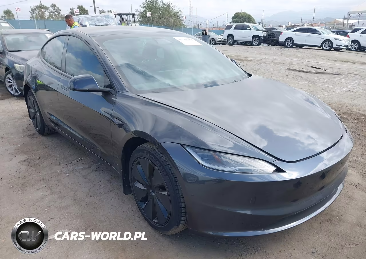 2025 Tesla Model 3