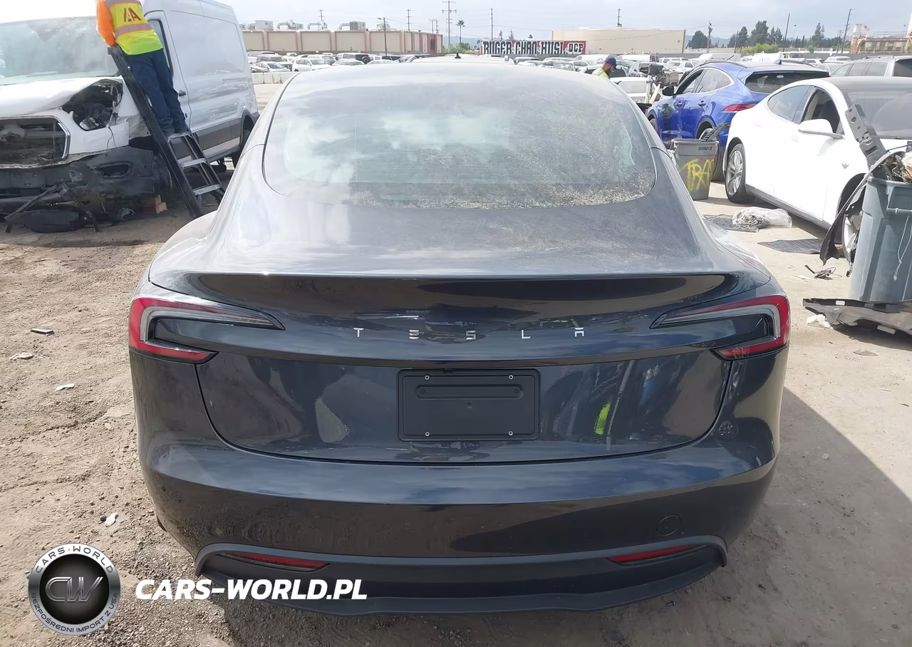 2025 Tesla Model 3 VIN:5YJ3E1EA4SF988846 - 16