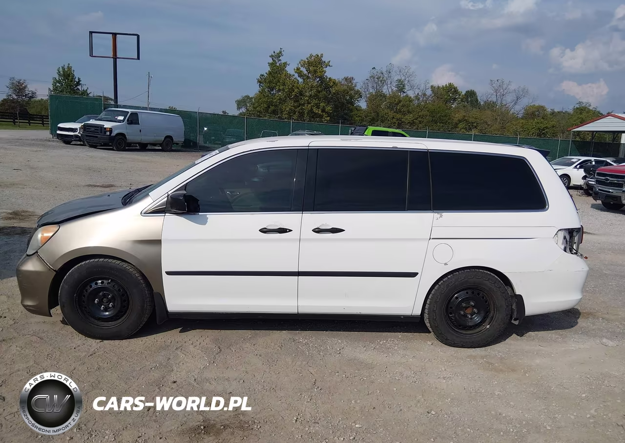 2008 Honda Odyssey Lx VIN:5FNRL382X8B096948 - 15