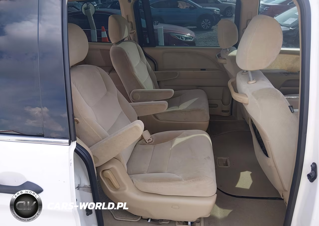 2008 Honda Odyssey Lx VIN:5FNRL382X8B096948 - 8
