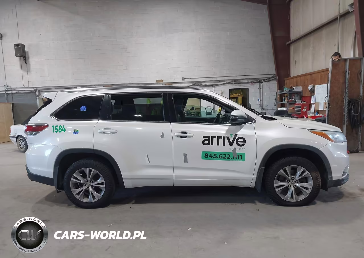 2014 Toyota Highlander Xle V6 VIN:5TDJKRFH0ES005753 - 13