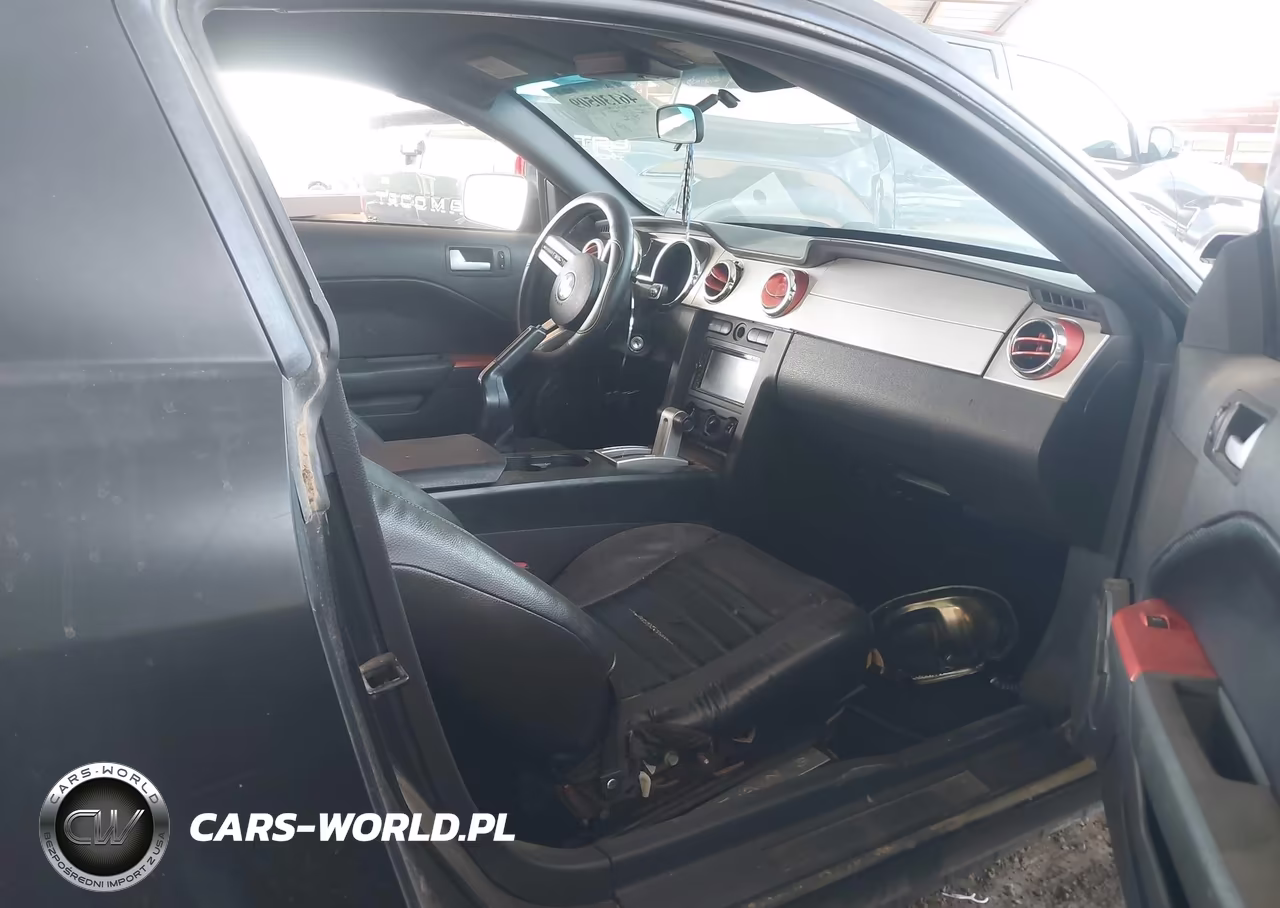 2005 Ford Mustang Gt Deluxe-Gt Premium VIN:1ZVFT82HX55185927 - 5