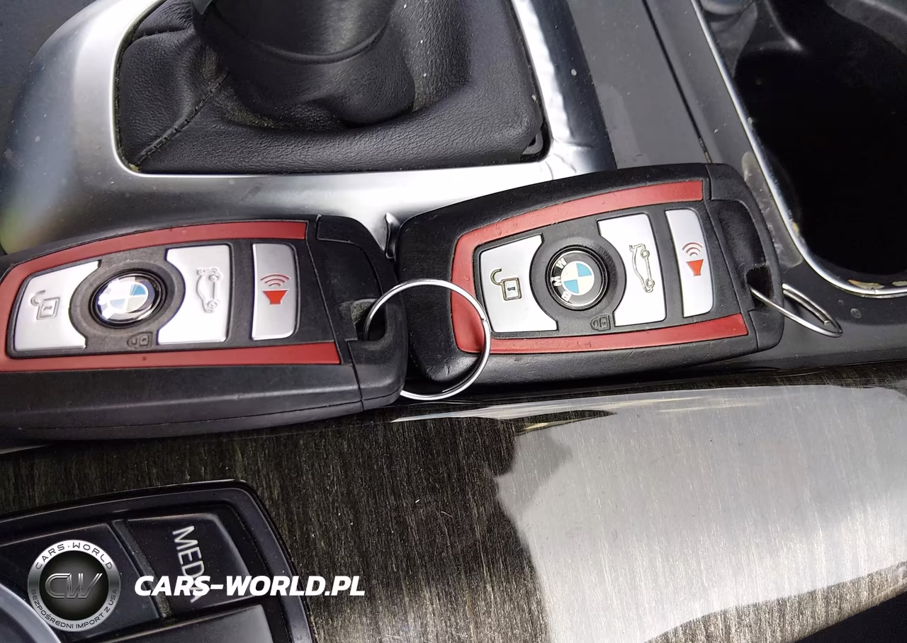 2016 BMW 328I VIN:WBA8E9G59GNT45421 - 11