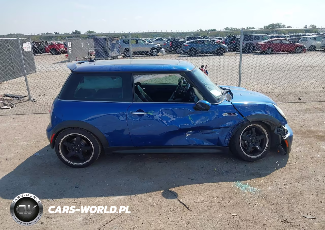 2005 Mini Cooper S VIN:WMWRE33545TG96806 - 12