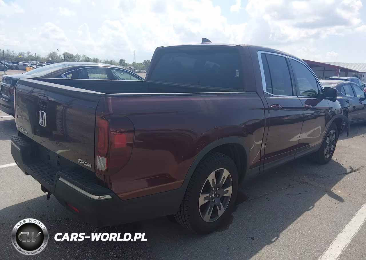 2018 Honda Ridgeline Rtl-T VIN:5FPYK2F64JB002011 - 4