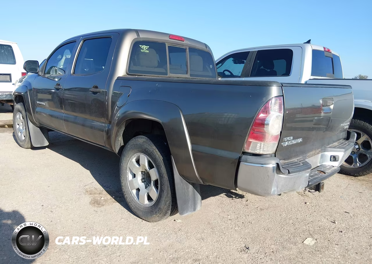 2013 Toyota Tacoma Prerunner VIN:5TFJX4GN3DX018496 - 3