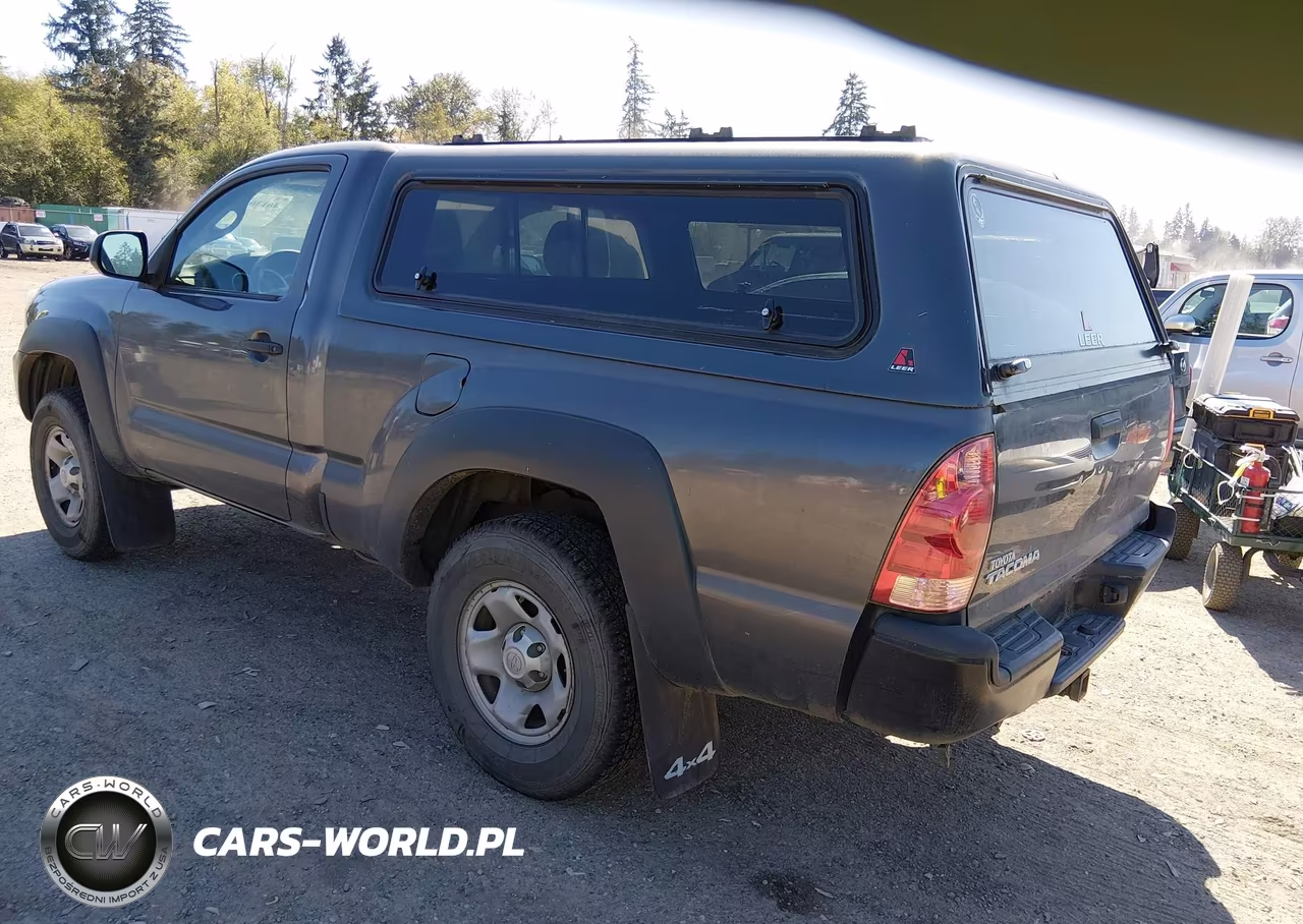 2014 Toyota Tacoma VIN:5TFPX4EN6EX022556 - 3