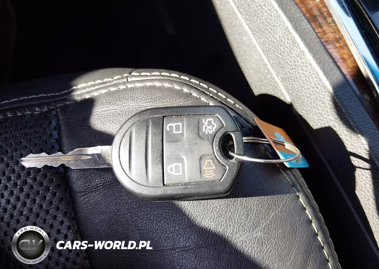 2008 Ford Taurus Limited VIN:1FAHP25W68G155667 - 11