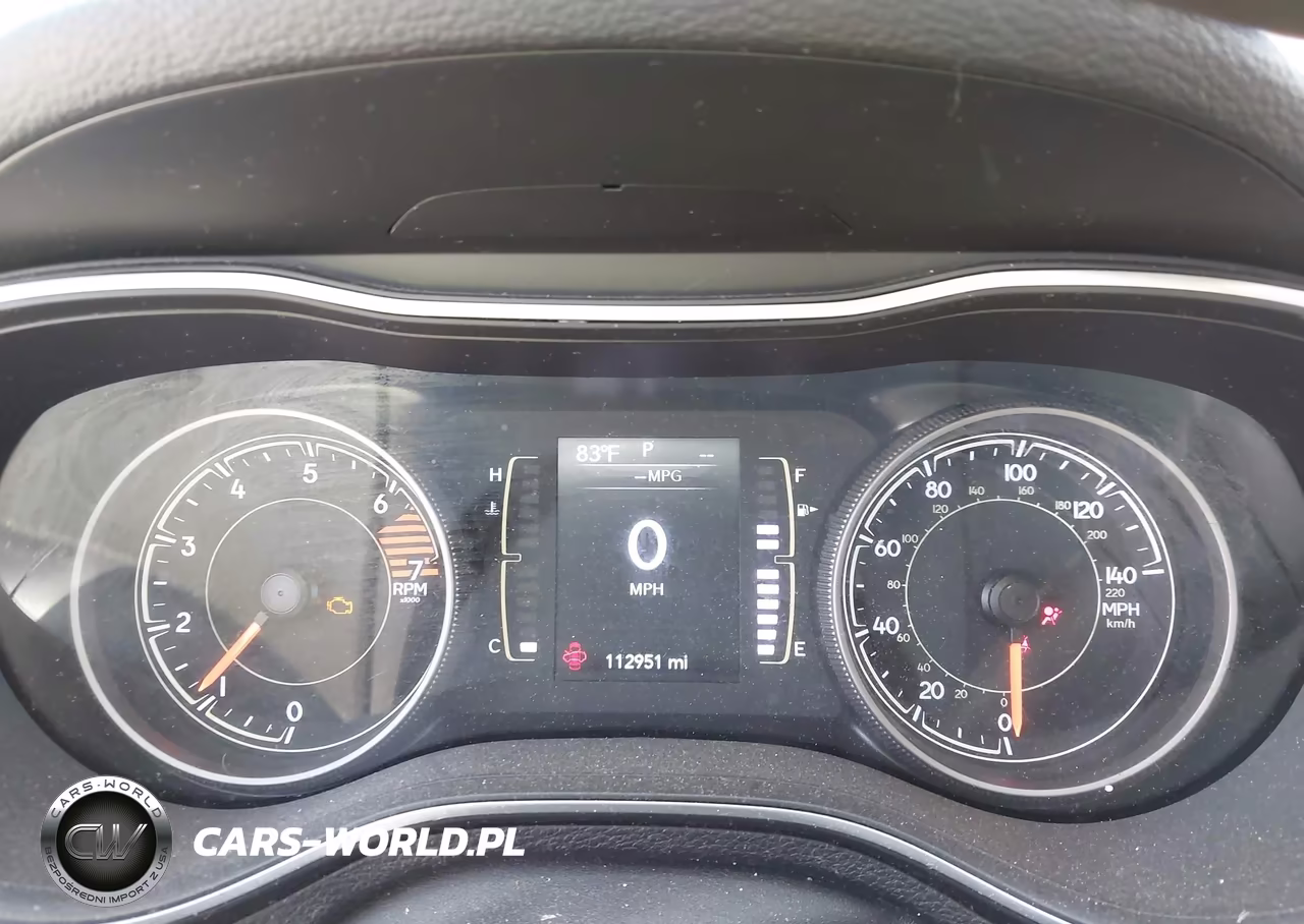 2019 Jeep Cherokee Latitude Fwd VIN:1C4PJLCB2KD384286 - 7