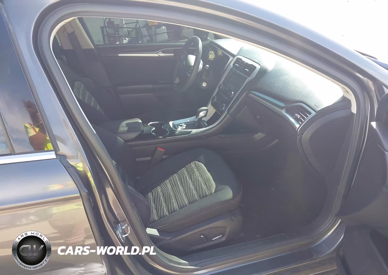 2016 Ford Fusion Se VIN:3FA6P0H70GR319759 - 5