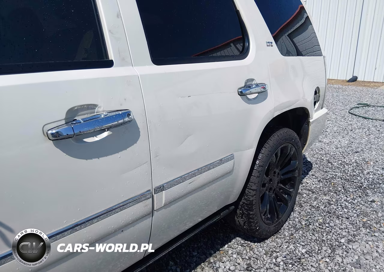 2011 Chevrolet Tahoe Ltz VIN:1GNSCCE0XBR187151 - 12