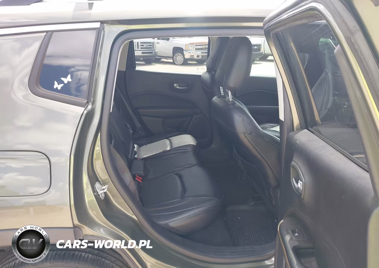 2017 Jeep New Compass Limited 4X4 VIN:3C4NJDCB4HT636202 - 8