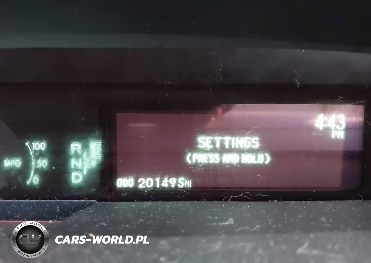 2011 Toyota Prius Two VIN:JTDKN3DU2B1475106 - 15