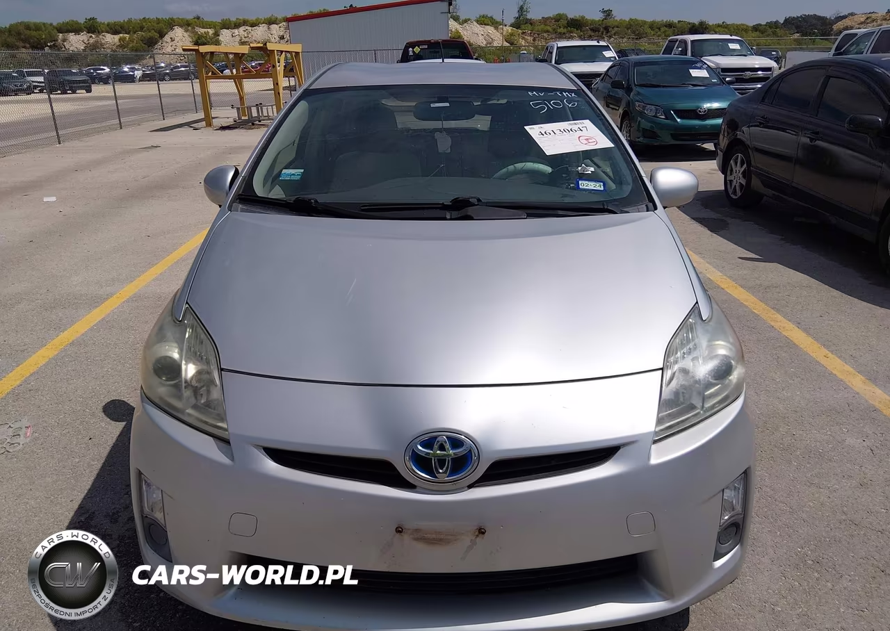 2011 Toyota Prius Two VIN:JTDKN3DU2B1475106 - 6