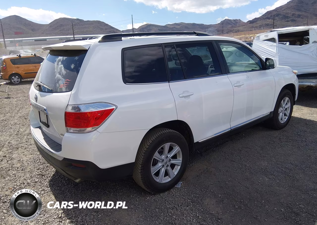 2012 Toyota Highlander Se V6 VIN:5TDBK3EH9CS113949 - 4