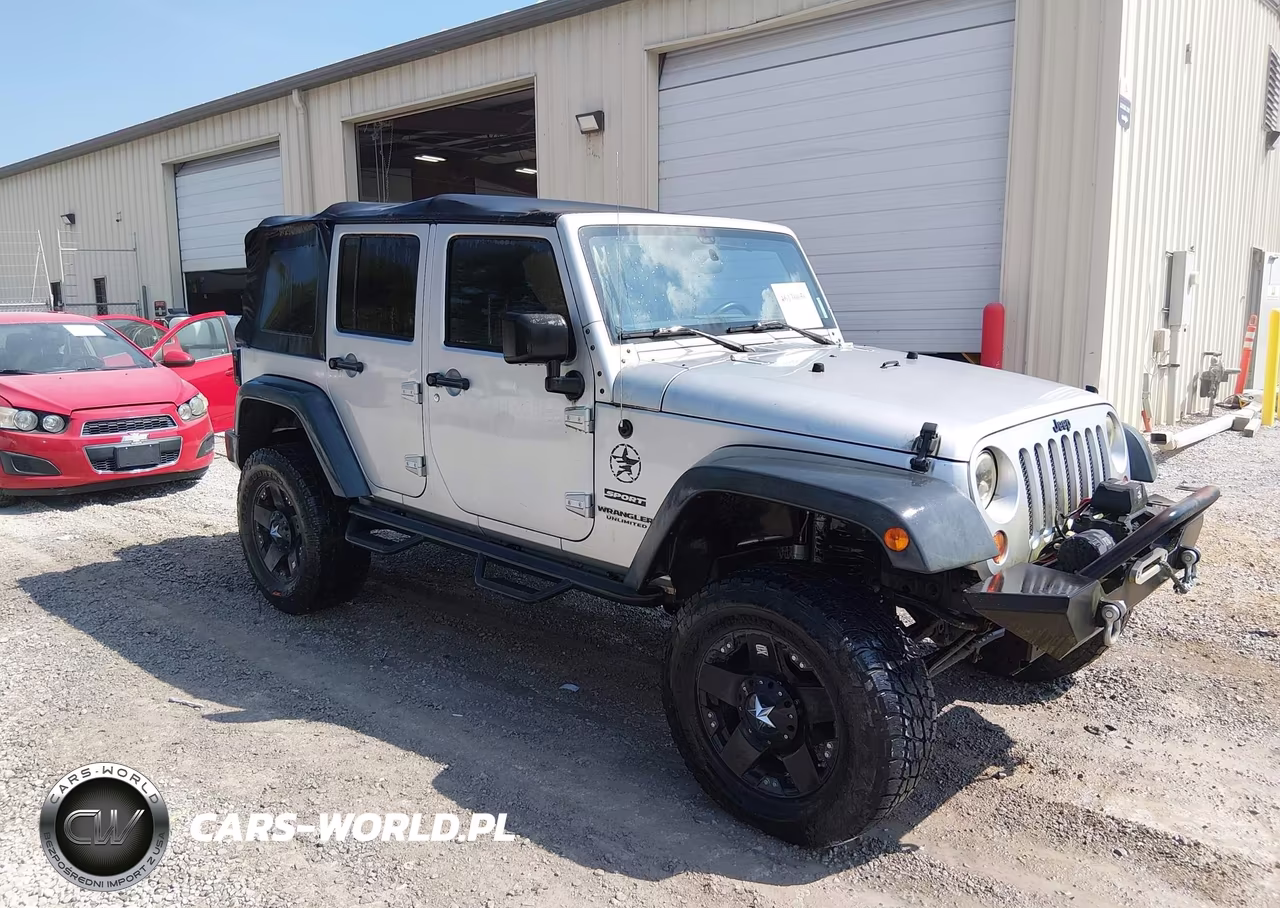 2012 Jeep Wrangler Unlimited Sport VIN:1C4BJWDG1CL284595 - 1