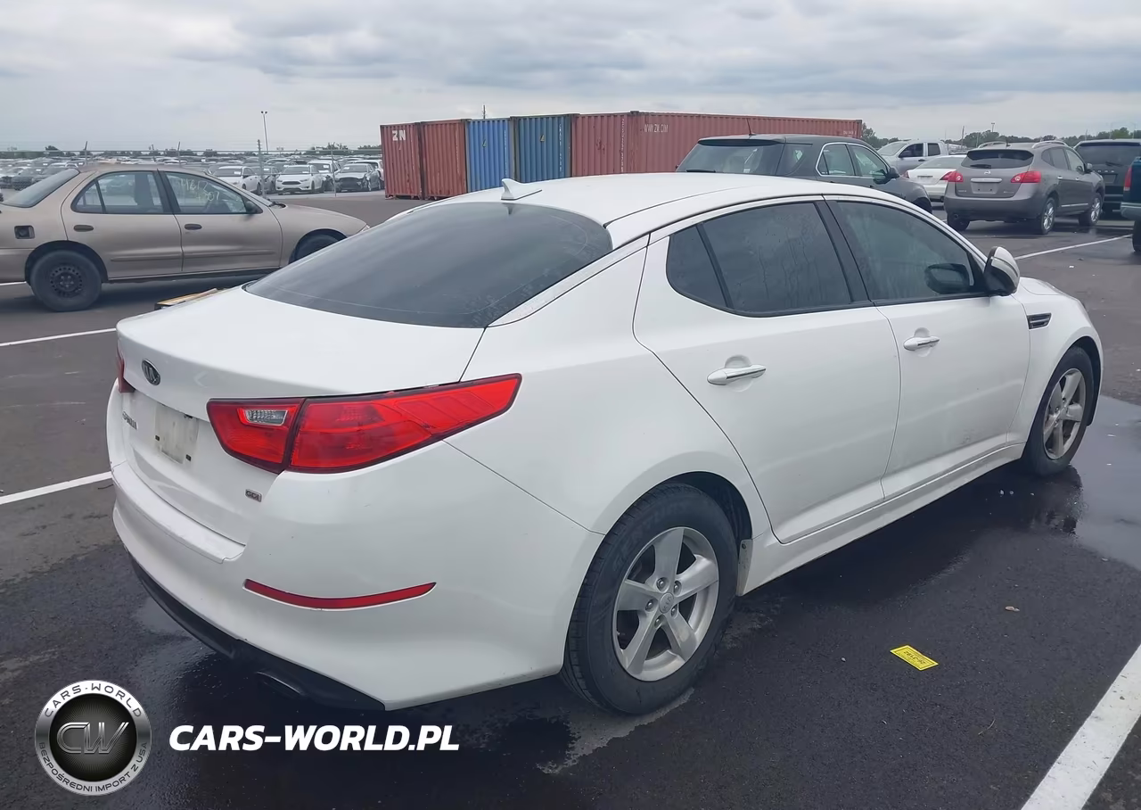2015 Kia Optima Lx VIN:KNAGM4A70F5548501 - 4
