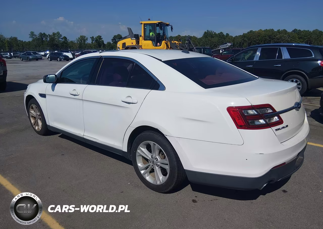 2015 Ford Taurus Se VIN:1FAHP2D81FG208386 - 3