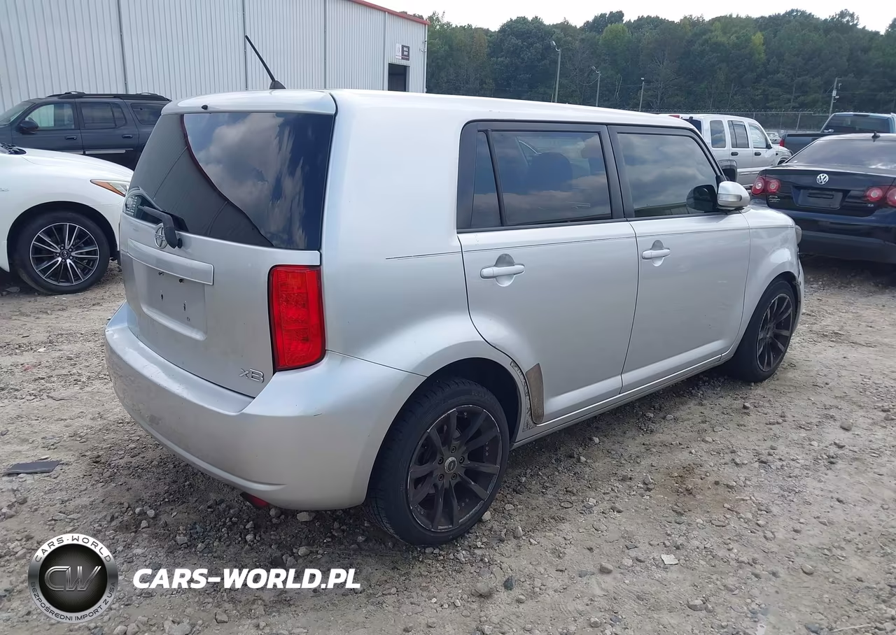 2008 Scion Xb VIN:JTLKE50EX81029664 - 4