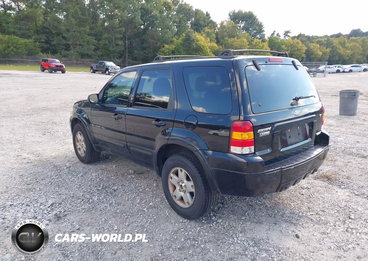 2007 Ford Escape Limited VIN:1FMYU94167KB95689 - 3