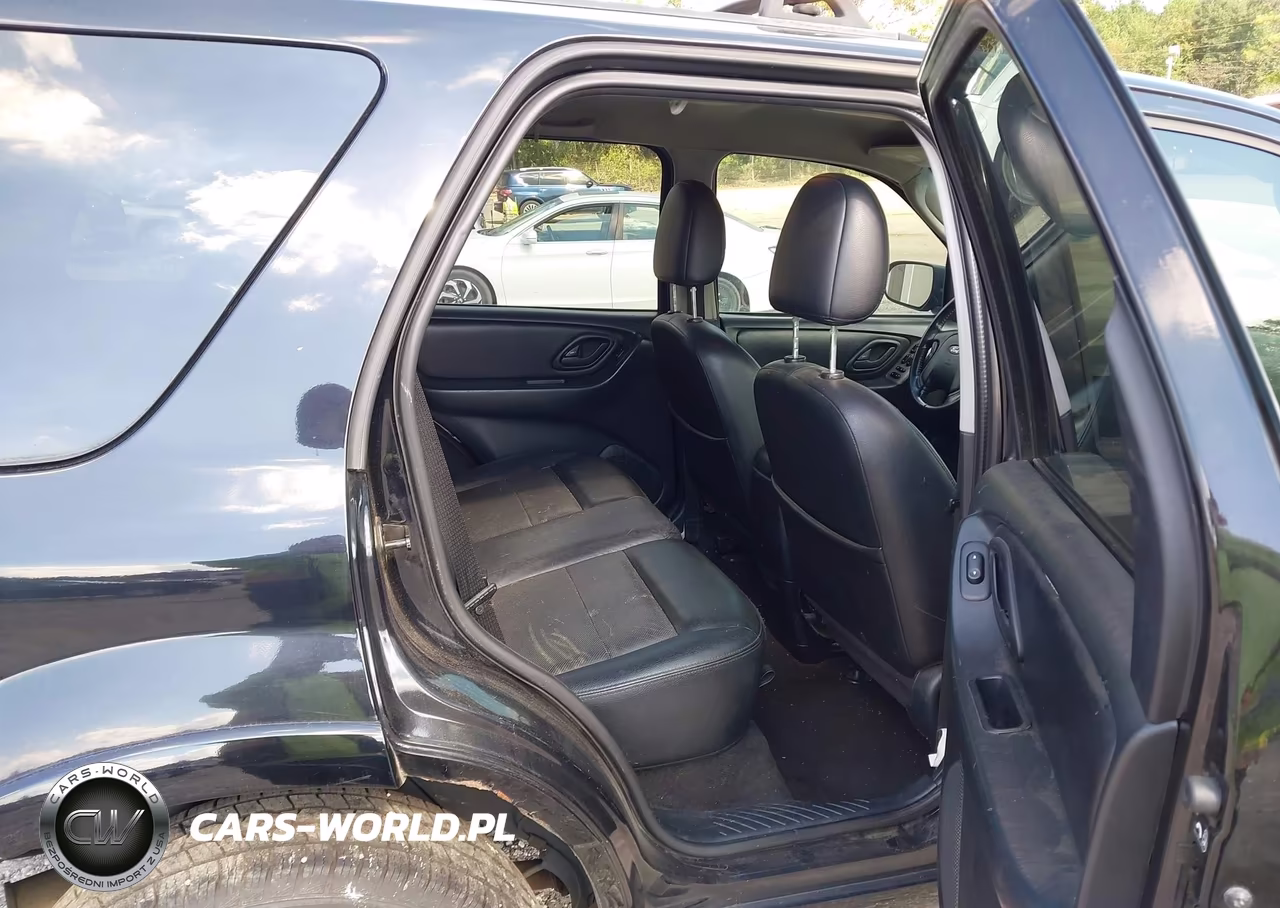 2007 Ford Escape Limited VIN:1FMYU94167KB95689 - 8