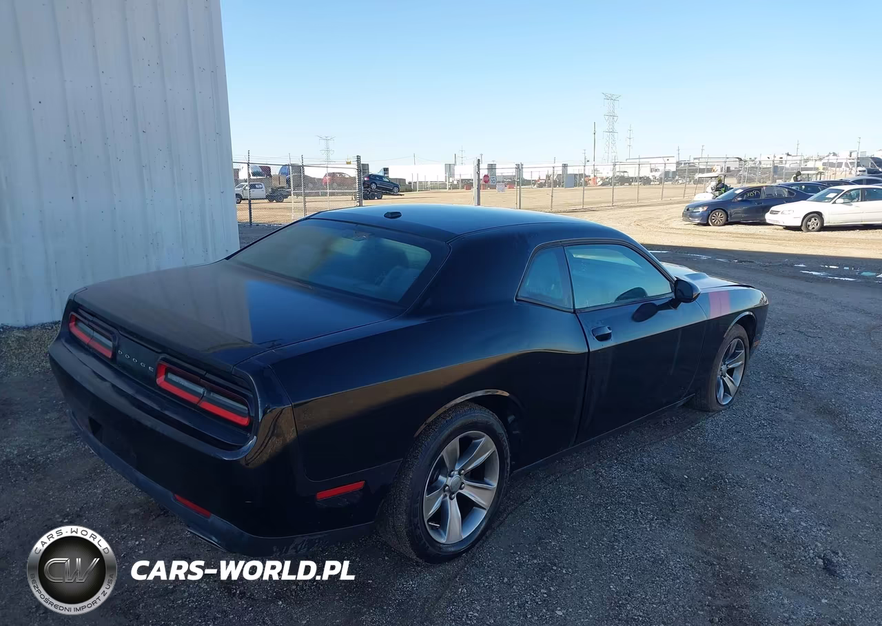 2015 Dodge Challenger Sxt VIN:2C3CDZAG9FH846590 - 4