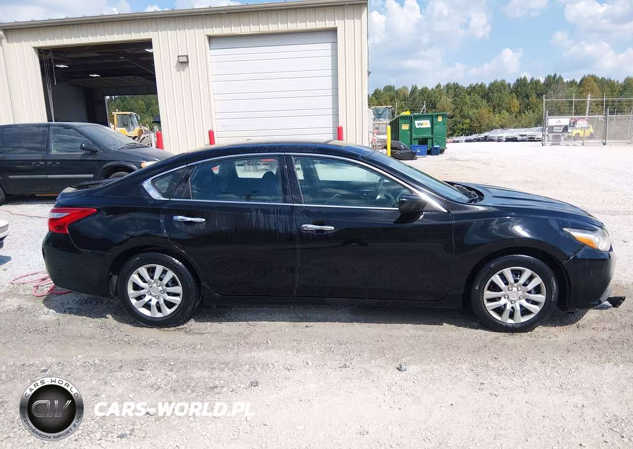 2017 Nissan Altima 2.5 S VIN:1N4AL3AP9HC210475 - 18