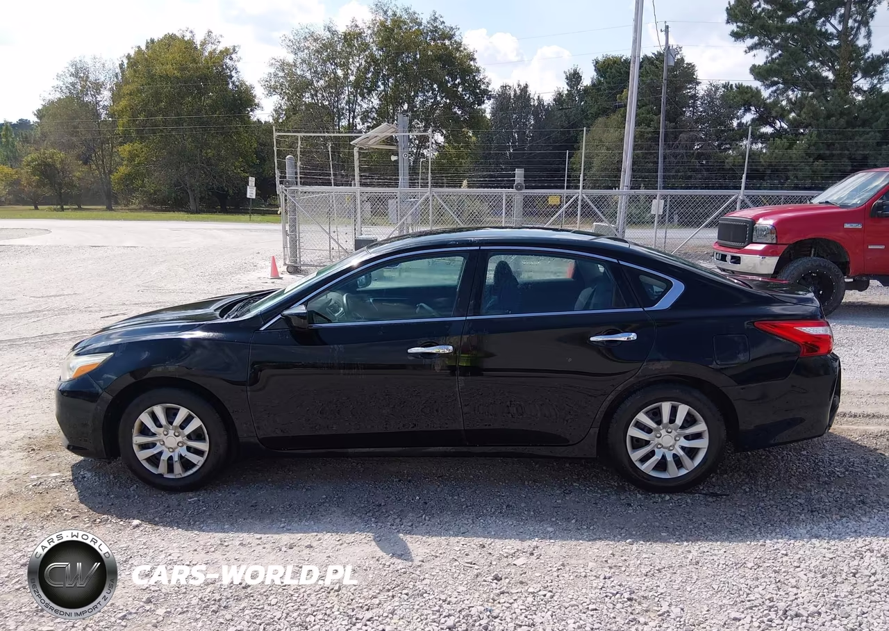 2017 Nissan Altima 2.5 S VIN:1N4AL3AP9HC210475 - 19