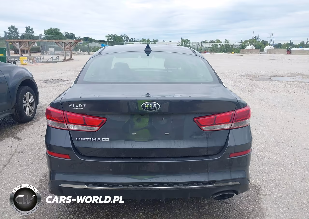2019 Kia Optima Lx VIN:5XXGT4L38KG283462 - 16