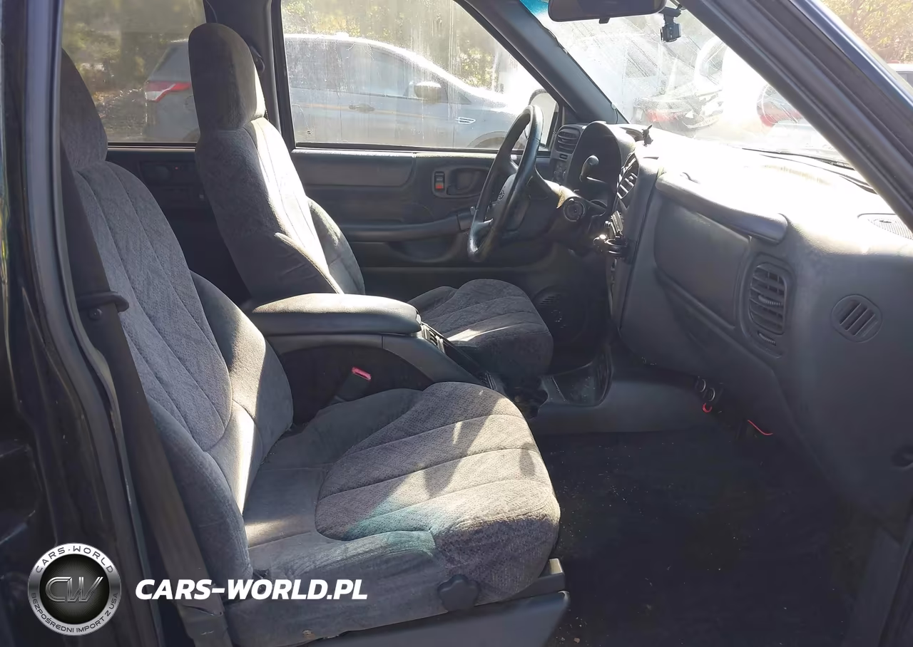 2001 Chevrolet S-10 Ls VIN:1GCDT13W31K164198 - 5