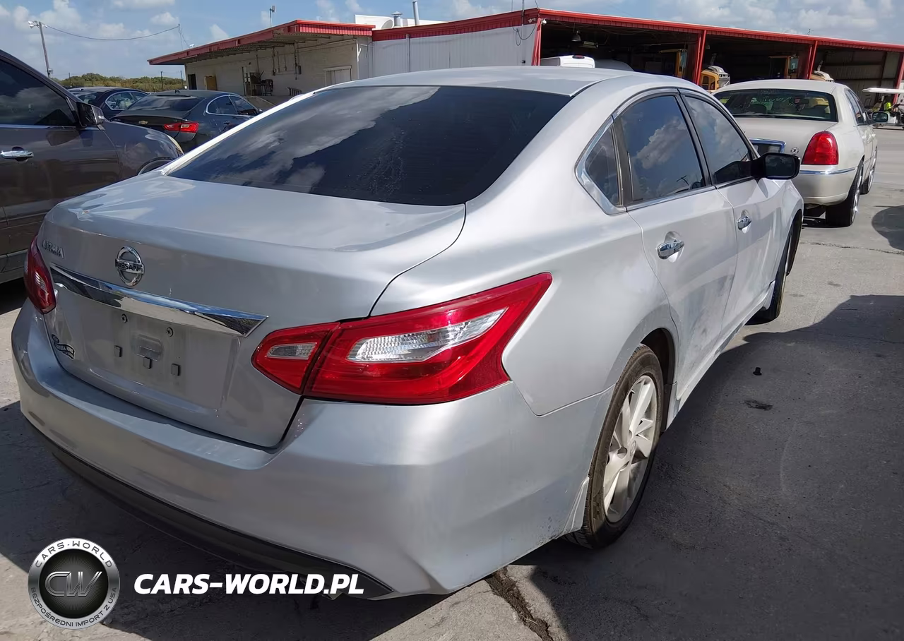 2016 Nissan Altima 2.5 S VIN:1N4AL3AP4GN384361 - 4