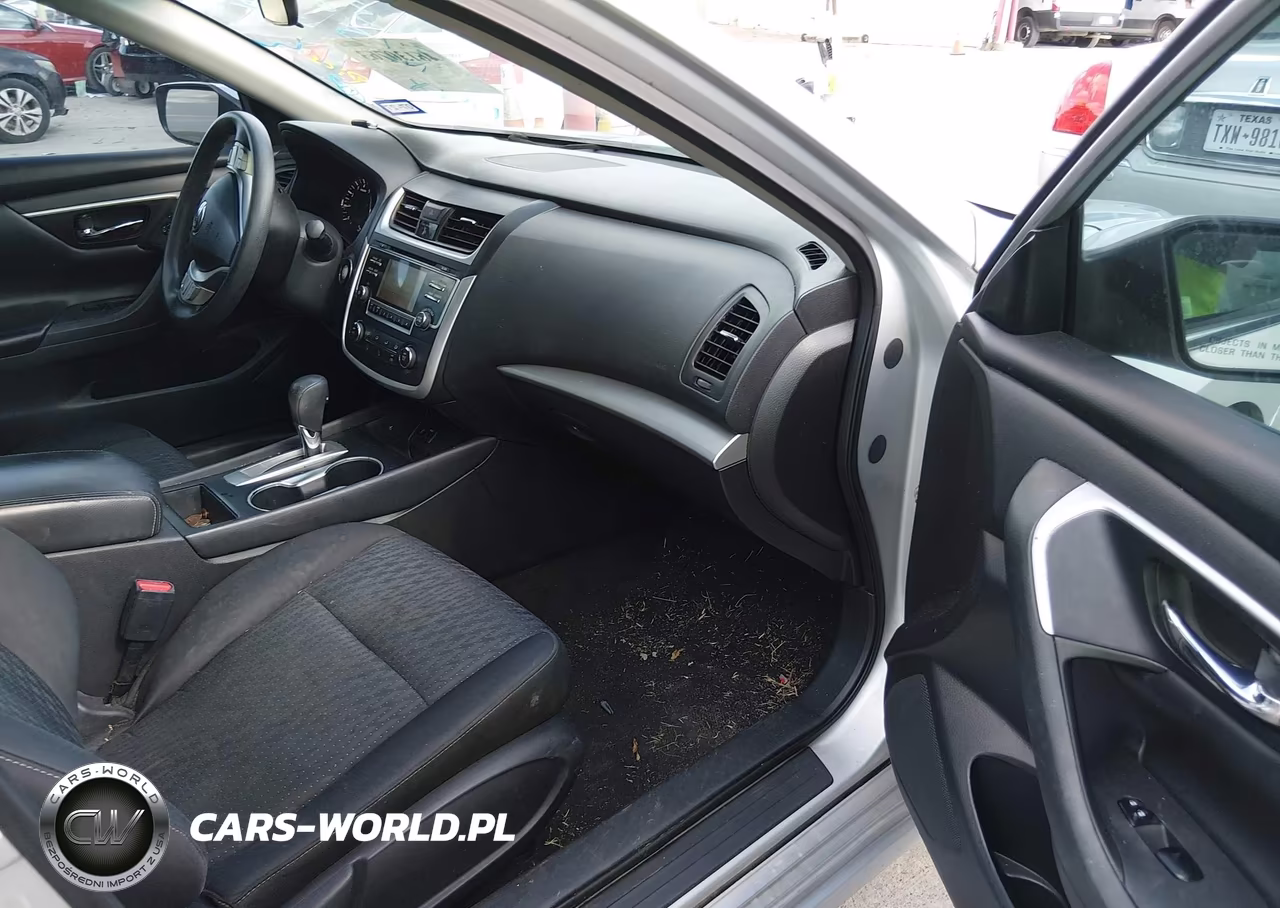 2016 Nissan Altima 2.5 S VIN:1N4AL3AP4GN384361 - 5