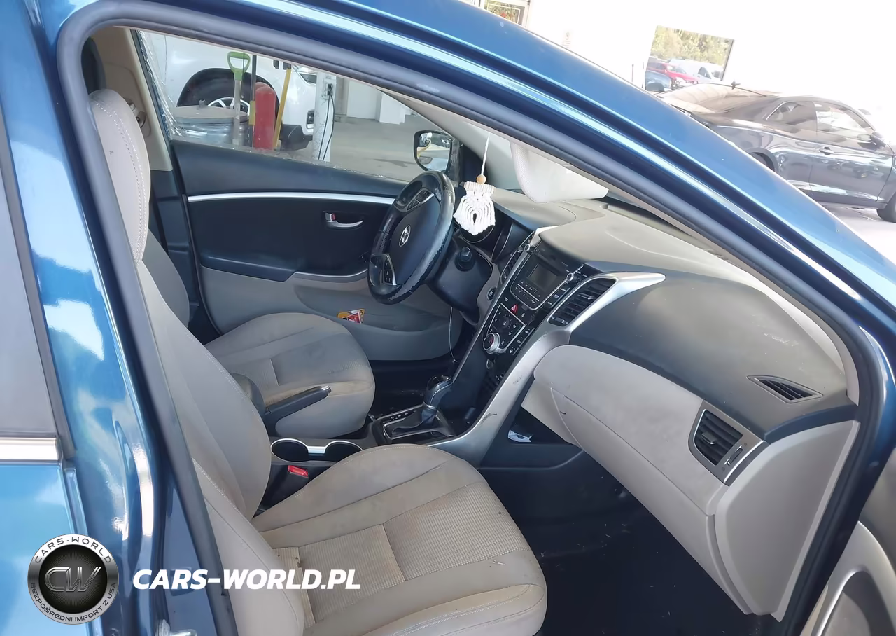2016 Hyundai Elantra Gt VIN:KMHD35LH5GU294923 - 5