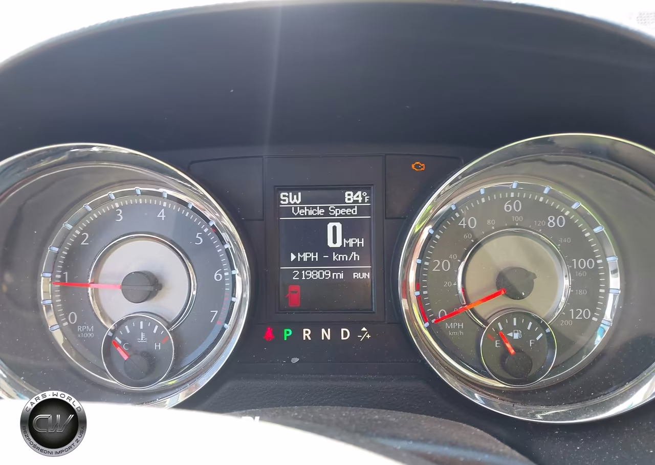 2013 Chrysler Town & Country Touring VIN:2C4RC1BG8DR656702 - 7