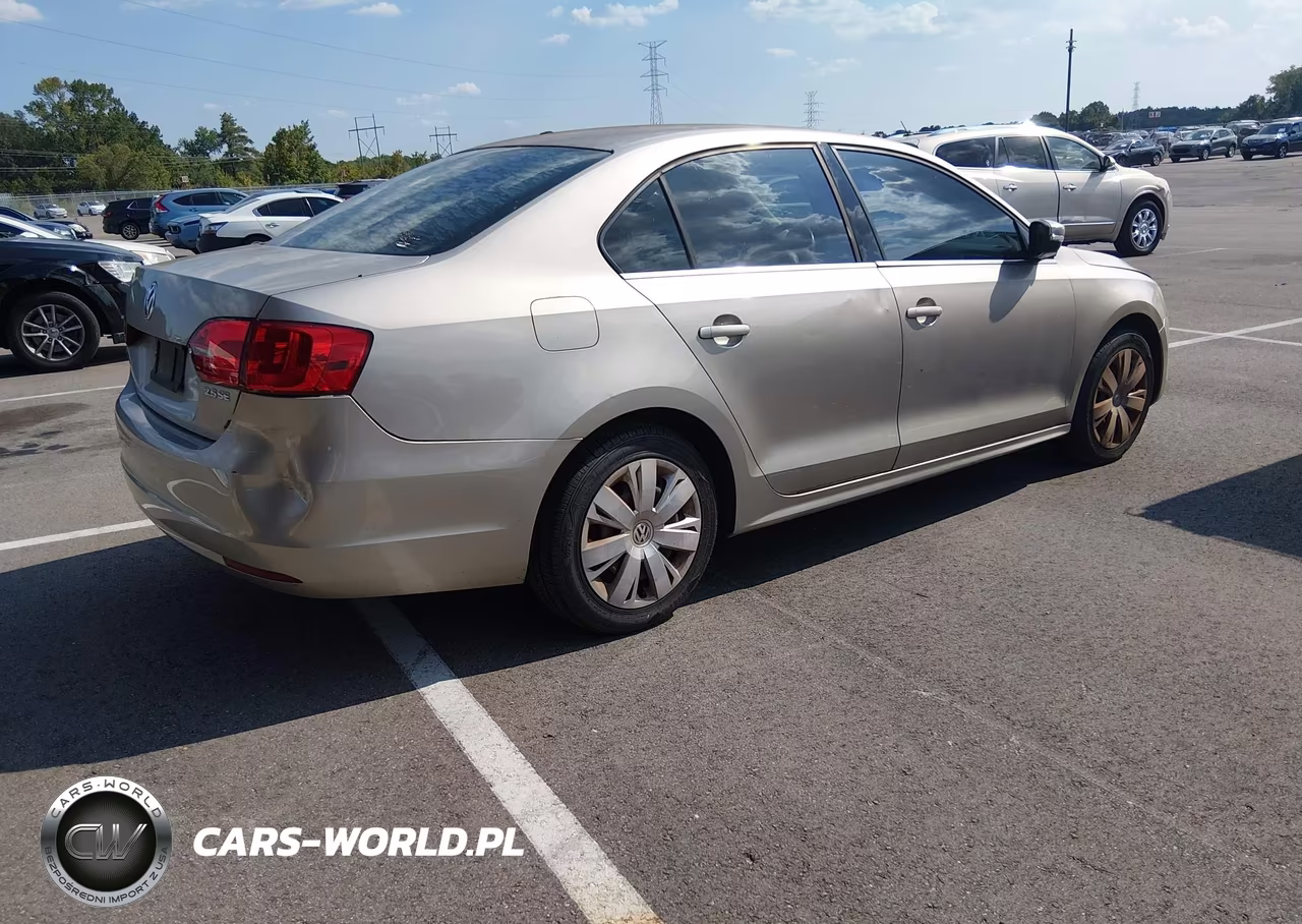 2013 Volkswagen Jetta 2.5L Se VIN:3VWDX7AJ5DM272346 - 4