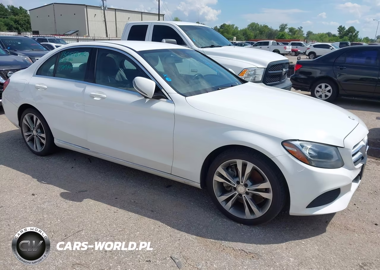 2016 Mercedes-Benz C 300 VIN:55SWF4JB5GU130558 - 1